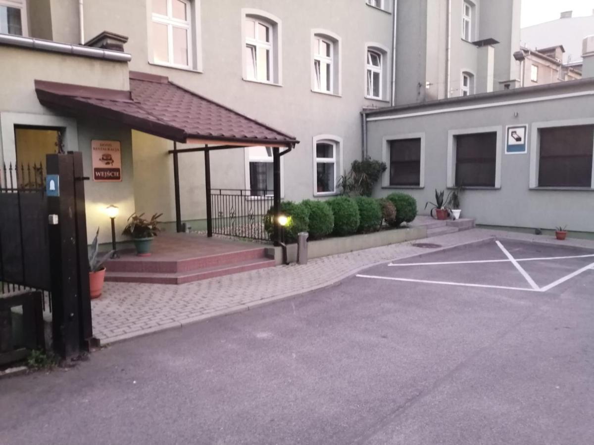 Hotel Sowa Elblag Exterior photo